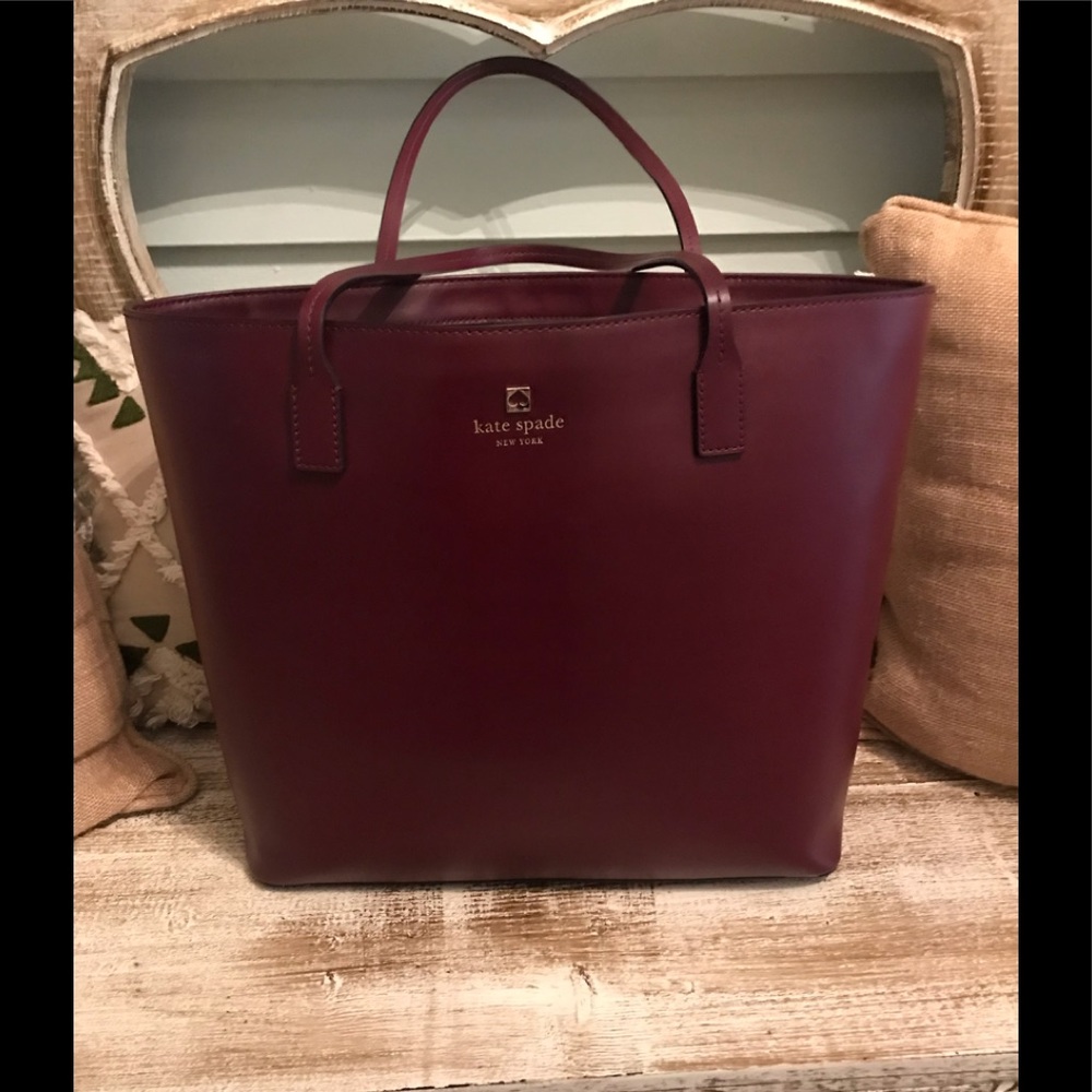 SOLD🎉 Kate spade purse